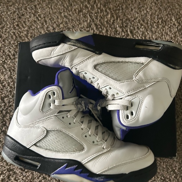 Jordan Other - Jordan Retro White and Purple Sneakers